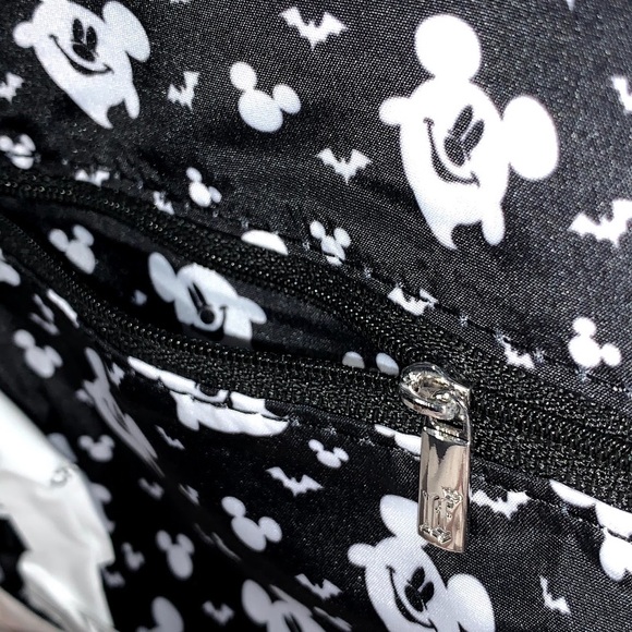 Disney Loungefly Ghost Mickey & The Rescuers - Picture 7 of 11